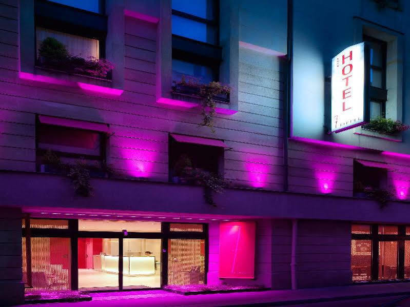 Le 7 Eiffel Hotel By Malone Paris Bagian luar foto