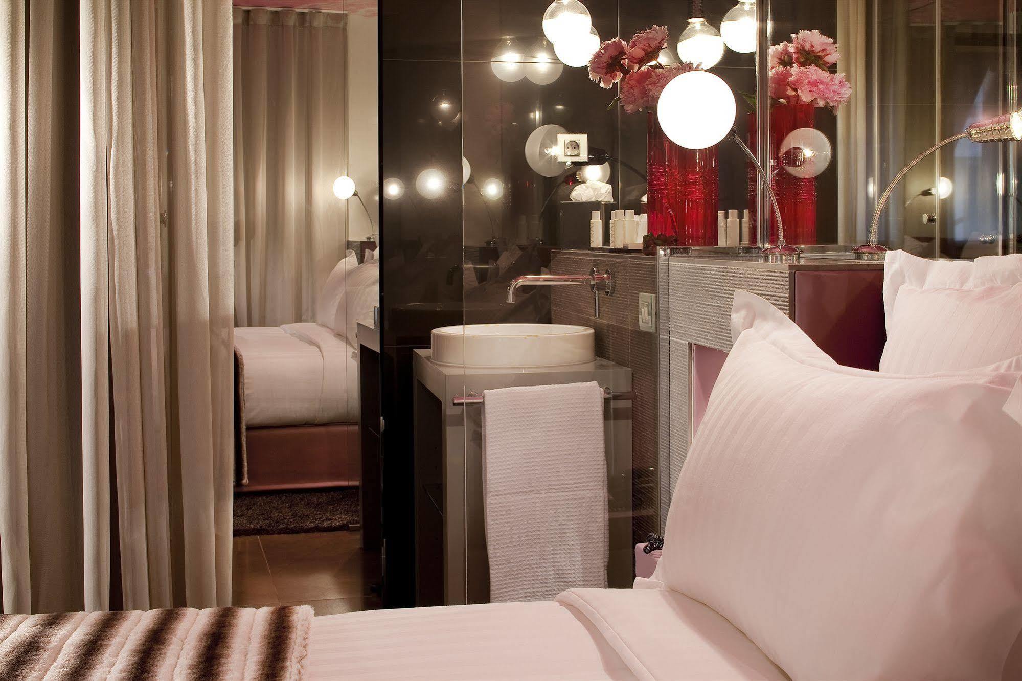 Le 7 Eiffel Hotel By Malone Paris Bagian luar foto